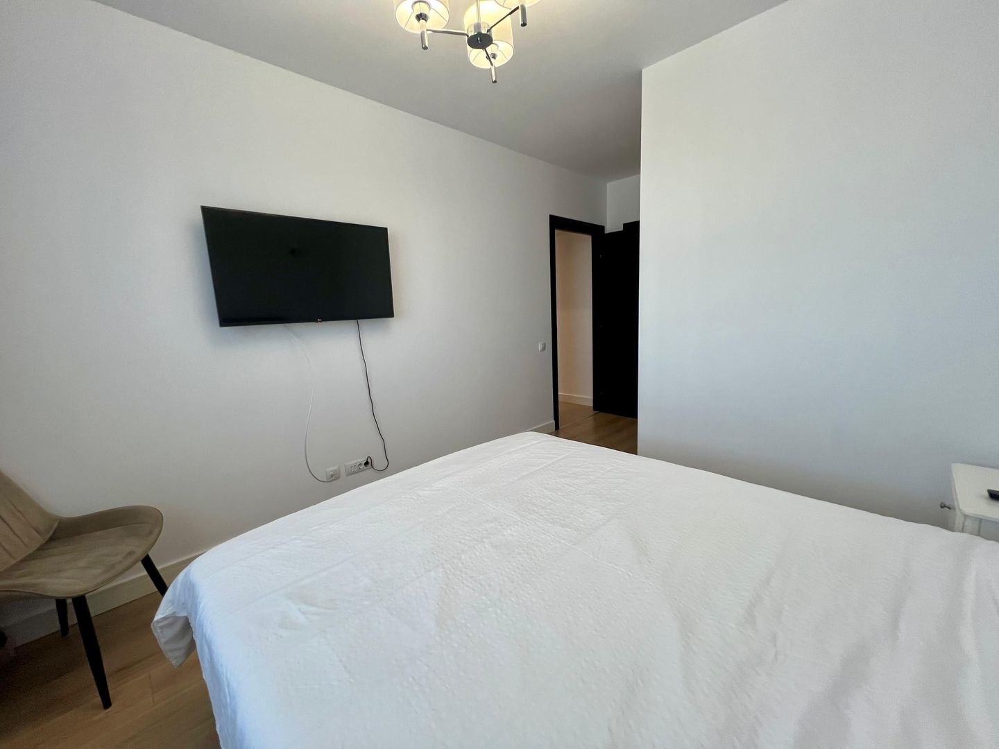 Apartament 2 camere modern în Aviației – 2 băi, dresing - Poză 10