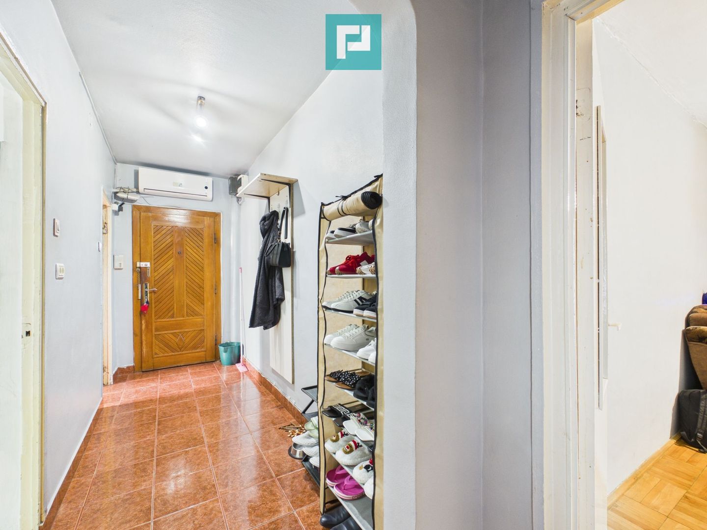 Apartament cu două camere, decomandat Lipova - Poză 13