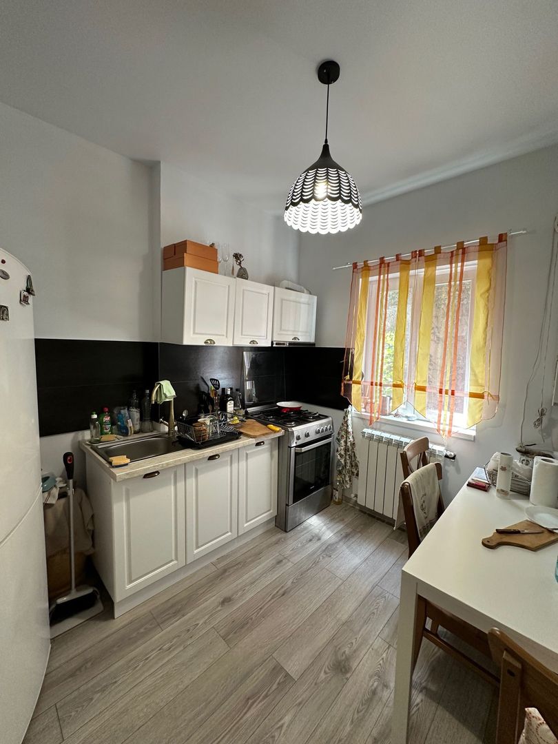 APARTAMENT COMPLET RENOVAT FOISORUL DE FOC - Poză 6
