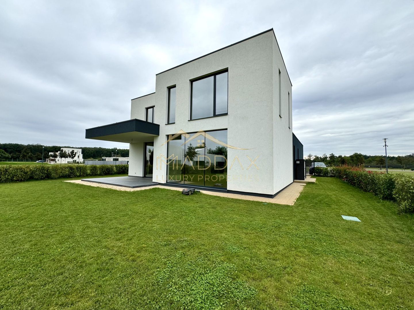 Vila Exclusivista in Mijlocul Naturii *959mp teren* / Balotesti - Poză 1