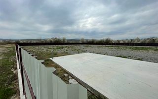 De închiriat teren împrejmuit 2500mp Selgros - Poză 2