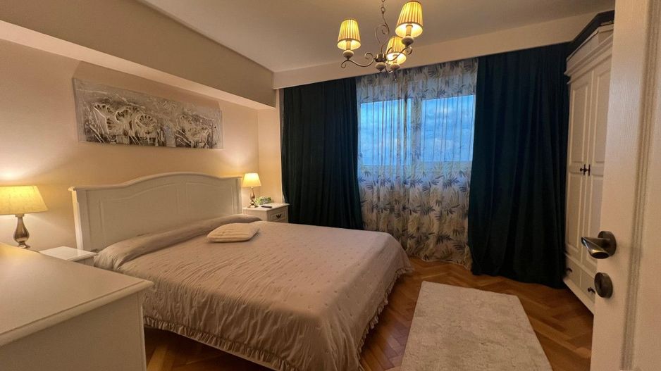 Capitol - Apartament frumos cu 3 camere și vedere la mare - Poză 18