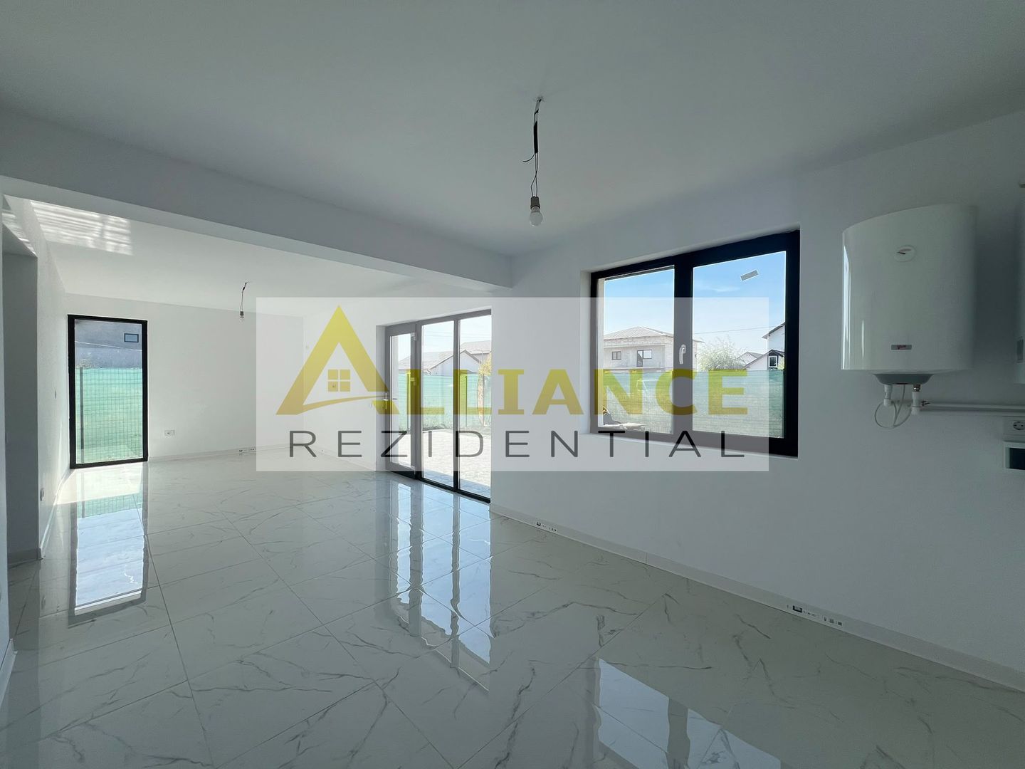 CASA PARTER-4 CAMERE- TEREN 351 MP-INCALZIRE IN PARDOSEALA - Poză 5