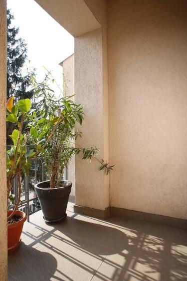 De inchiriat mansarda 3 camere zona Decebal - Poză 6