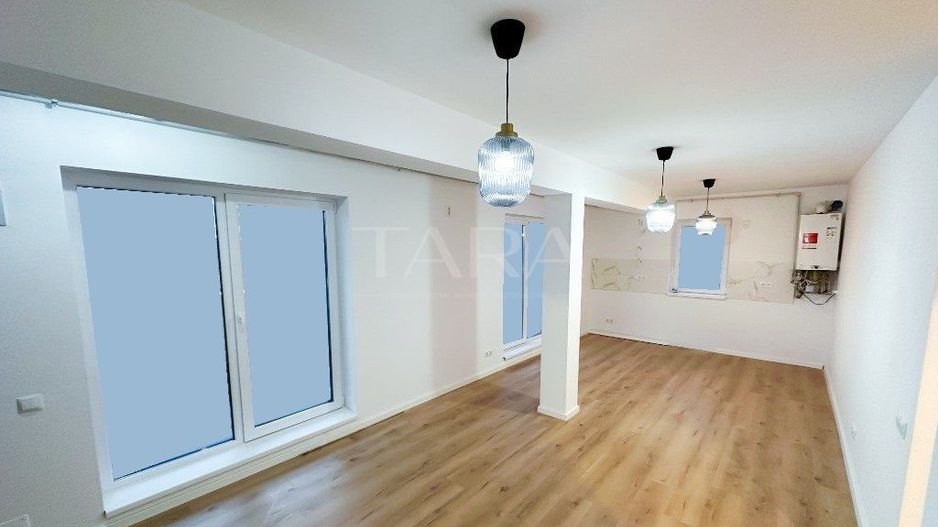 Apartament cu terasă și panoramă superbă. Ideal locuință, investitie. - Poză 2