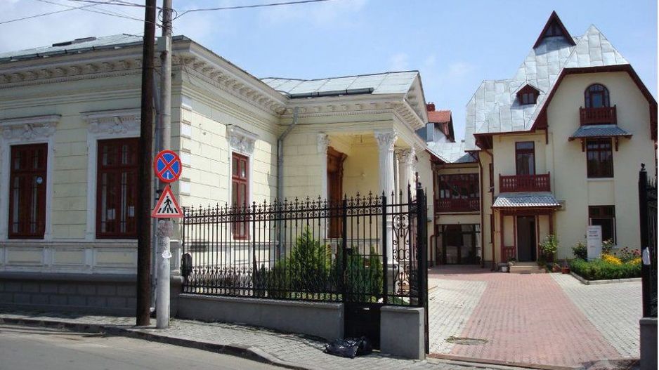 Vila Ultracentrala Monument Istoric restaurat - 12 locuri parcare - Poză 2