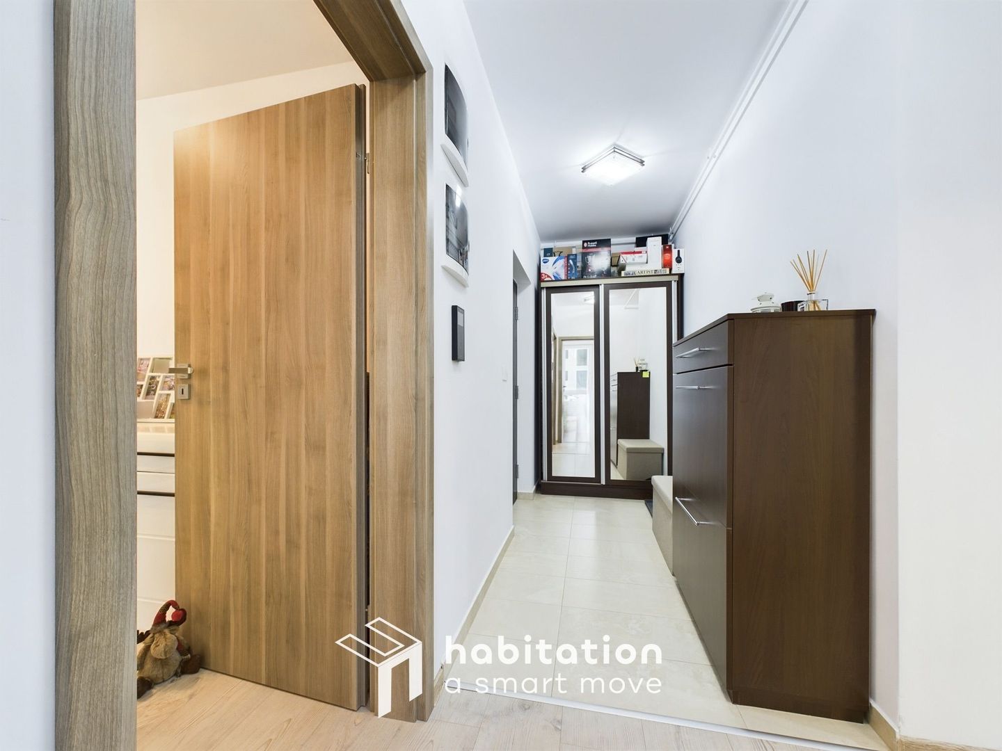 Tur virtual -2 camere, modern si primitor, complex Iris - Torontalului - Poză 9