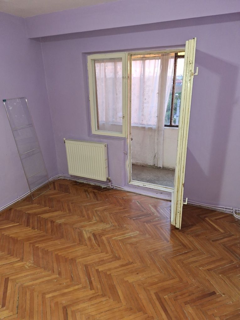 Vănd apartament 3 camere - Poză 2
