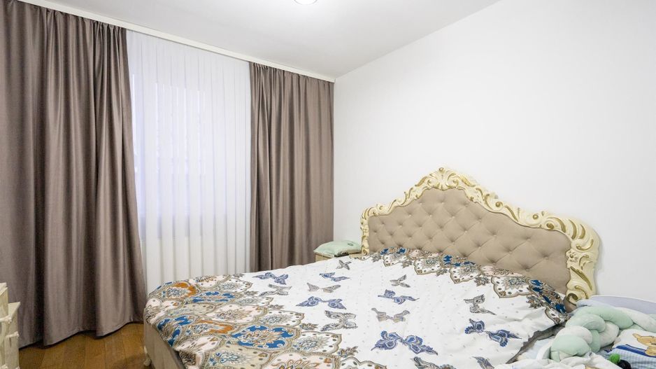 Apartament cu 4 camere renovat  Rogerius - Poză 1