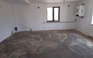 Casa parter + etaj 200 mp + teren 500 mp , Anl Ciusmea - Poză 1