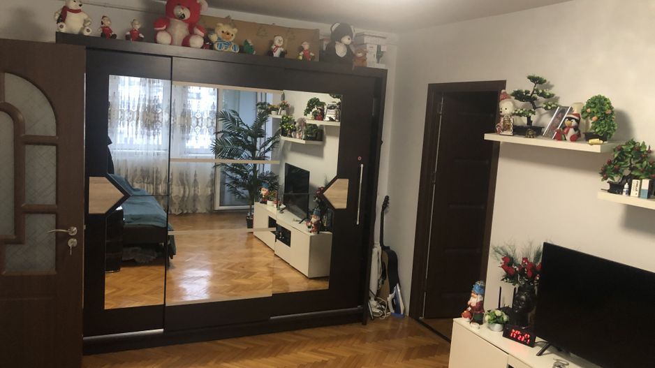 De vanzare Apartament  2 camere  Lujerului - Poză 2