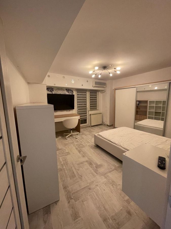 Închiriez apartament 2 camere modern, Nerva Traian, renovat - Poză 1