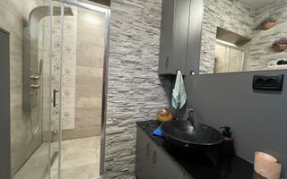 Casa  cu 4 Camere si Garaj in Cartierul Someseni, Cluj-Napoca - Poză 31