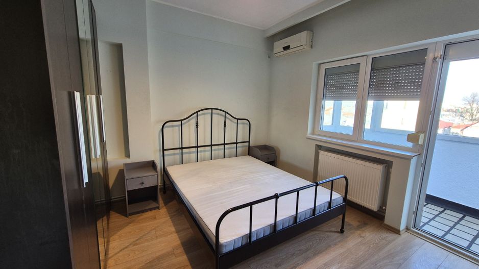 Apartament cu 3 camere 85 mp - Piata Romana - Poză 4