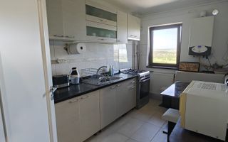 Apartament spațios cu 4 camere, mobilat, în Valea Aurie – 2 niveluri, 98 mp - Poză 3