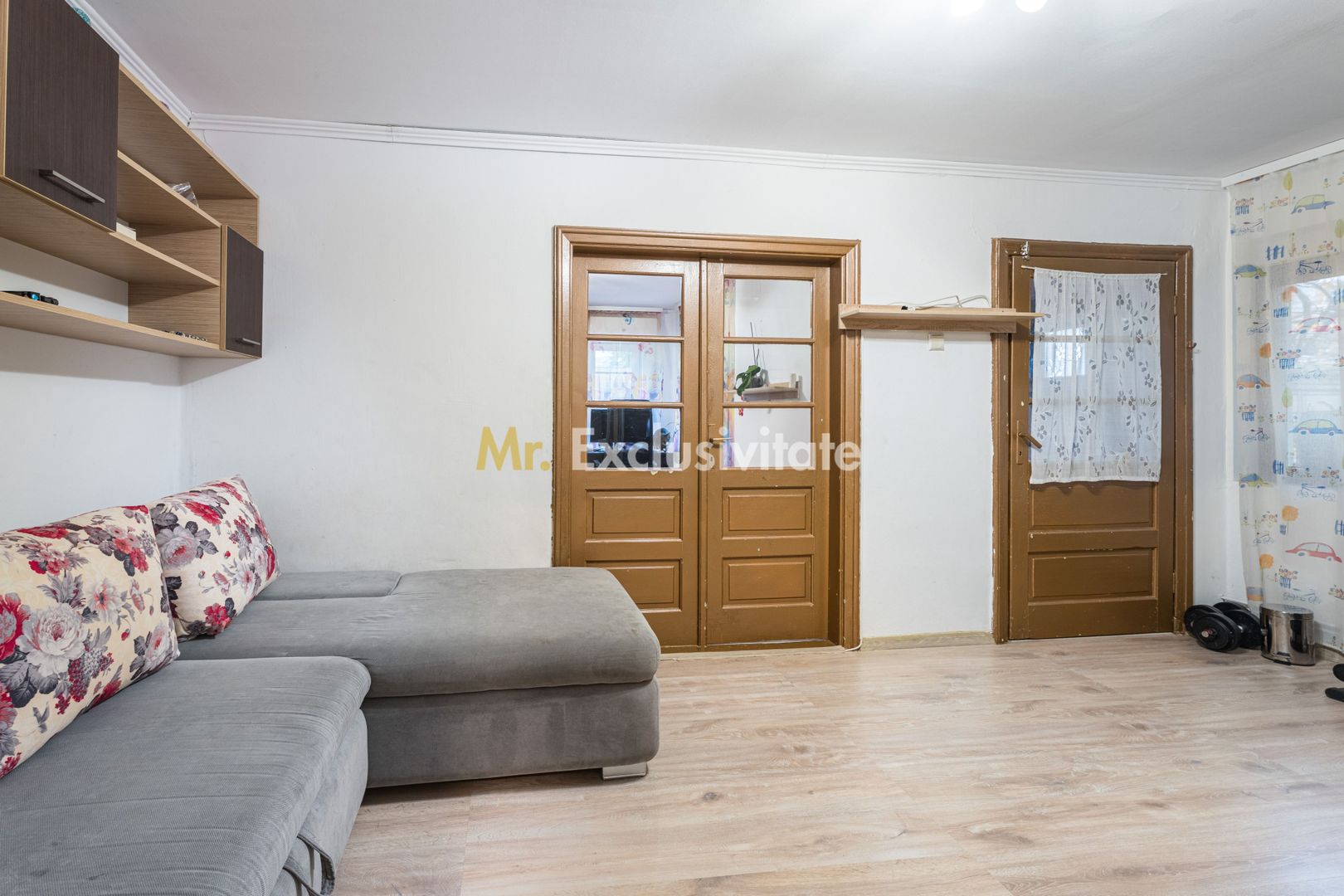 Casă cu 4 camere, anexă locuibilă și teren de 234 mp | Piața Sudului - Poză 6