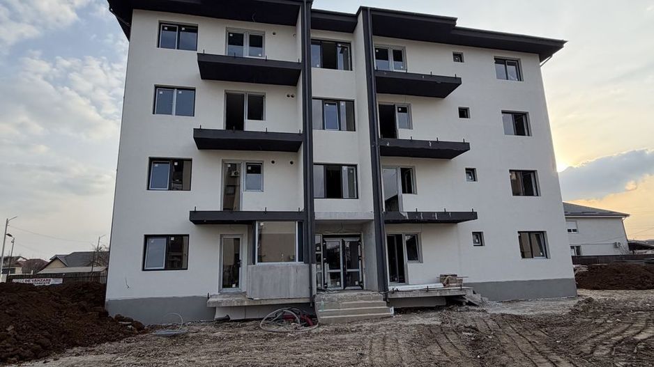 Vanzare Apartament 3 camere Dobroesti - Poză 2