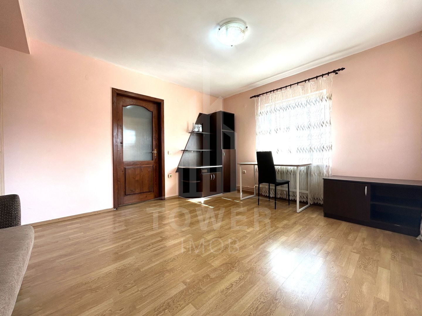Apartament cu 3 camere, 2 băi și loc de parcare în curte – Turnișor - Poză 7