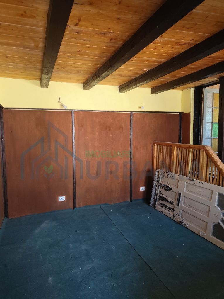 Casă de vânzare și spațiu comercial în Bivolari, centrul satului, la 36 km de Iași - Poză 7