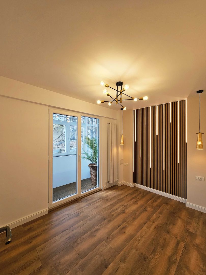Apartament 2 camere - Piata Victoriei, renovat complet, ideal investitie. - Poză 3