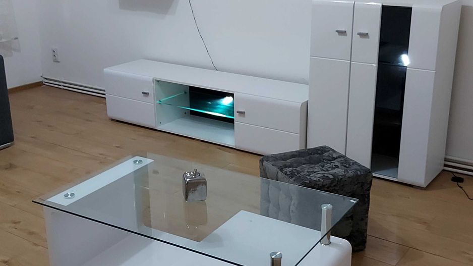 Vand apartament cu 3 camere la intrarea in Micro 17 Satu Mare - Poză 4