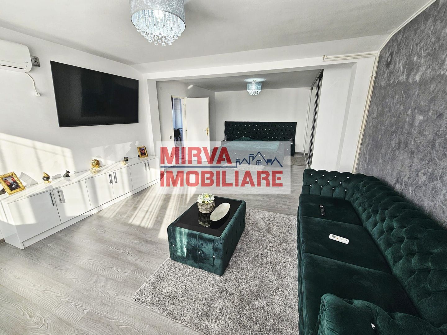 Vilă cu 5 camere, posibilitate două apartamente – Zona Bereasca - Poză 1