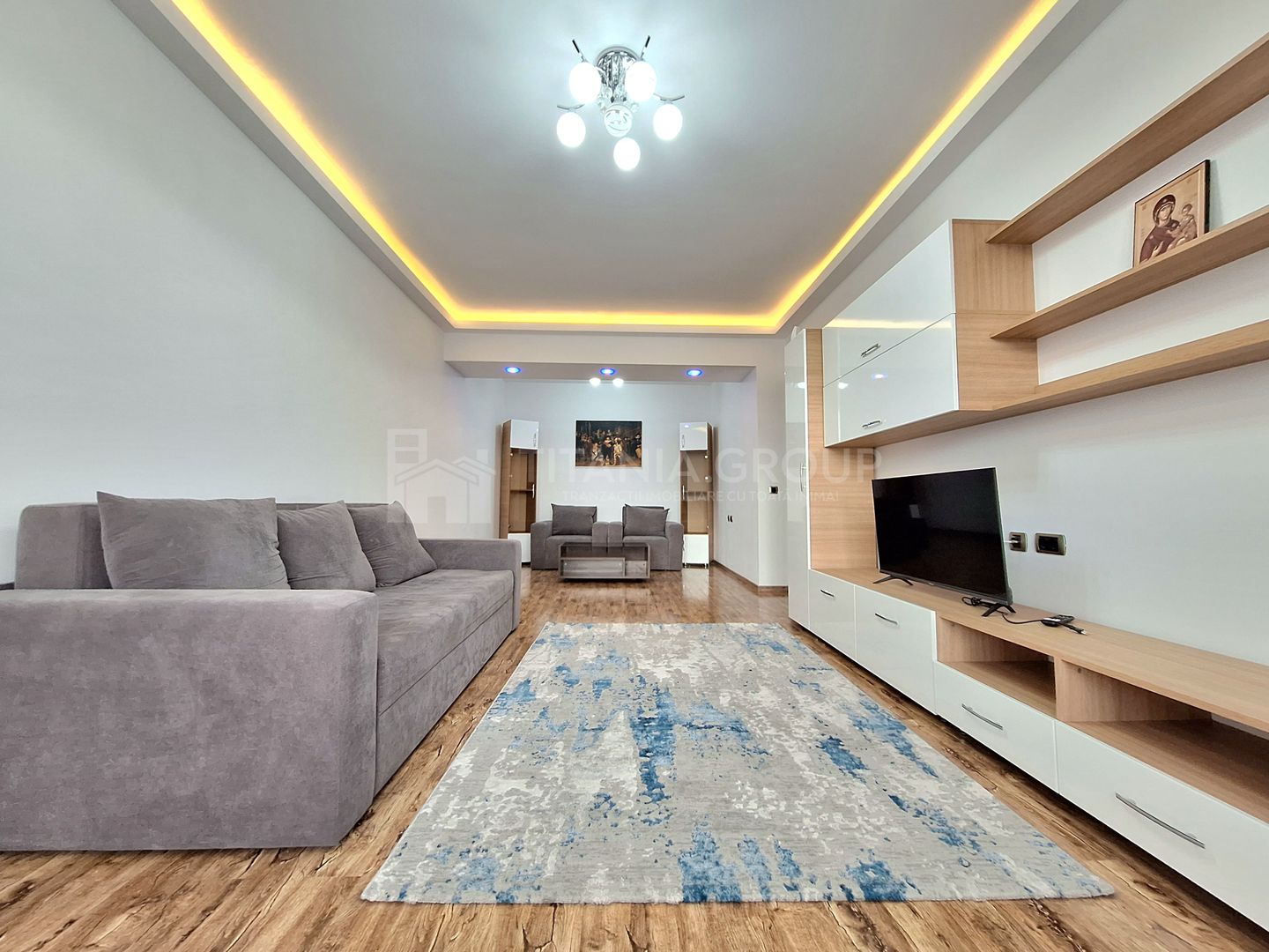 Apartament decomandat ultraspatios 72mp, 2 bai, Isaran Coresi - Poză 1