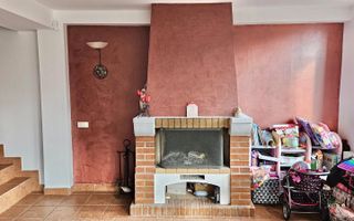 Casa de vacanta la liziera padurii cu vedere libera catre muntii Bucegi - Poză 6