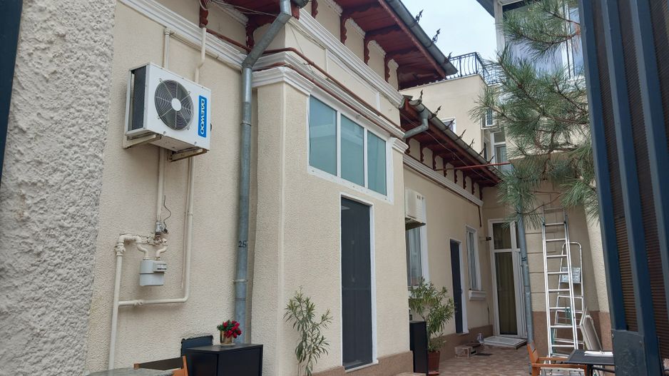 BRASADAS vinde casa curte comuna 3 cam 77mp HALA TRAIAN - Poză 3