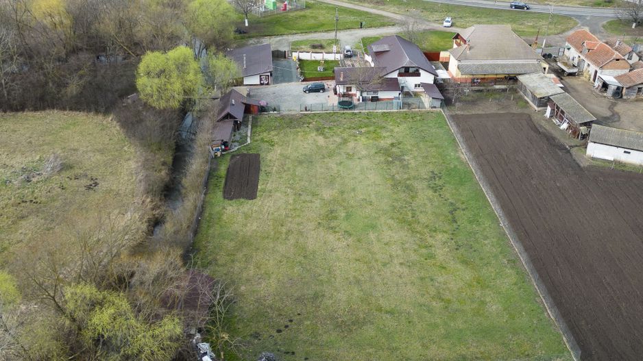 Proprietate imobiliară cu potențial extraordinar! - Poză 61