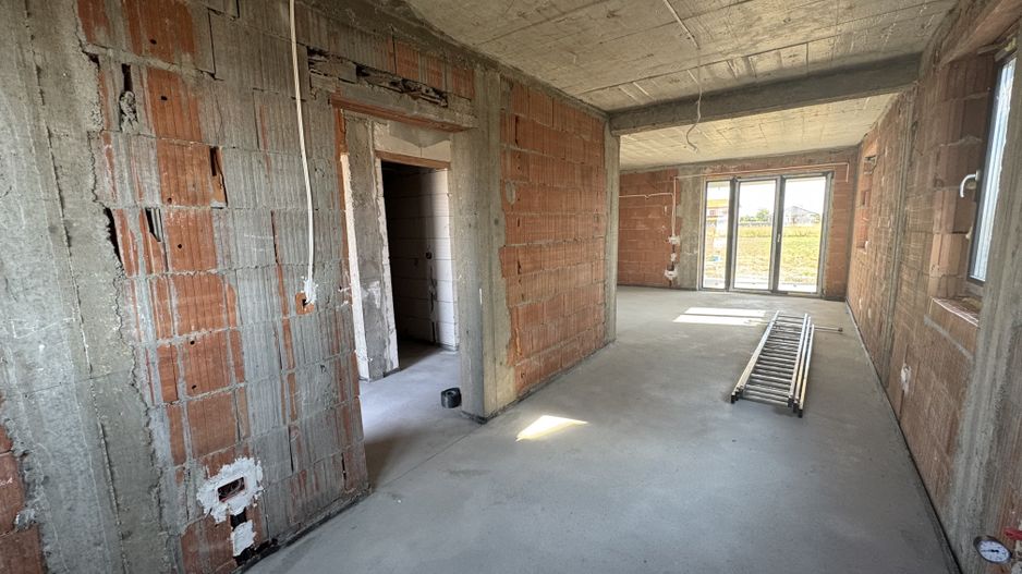 Sacalaz, 1/2 Duplex P+M, 4 Camere,2 Bai,Terasa Acoperita - Poză 7