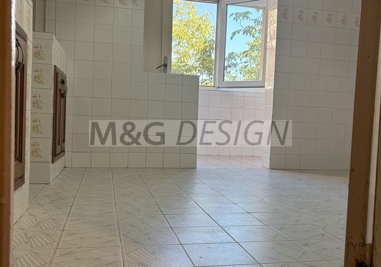 Apartament  2 camere  Soarelui etaj intermediar - Poză 5