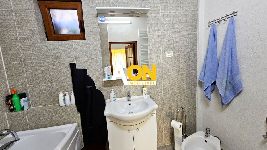 Casa S+P+M, 9 camere, ideala pentru birouri sau clinica, zona Centru - Poză 10