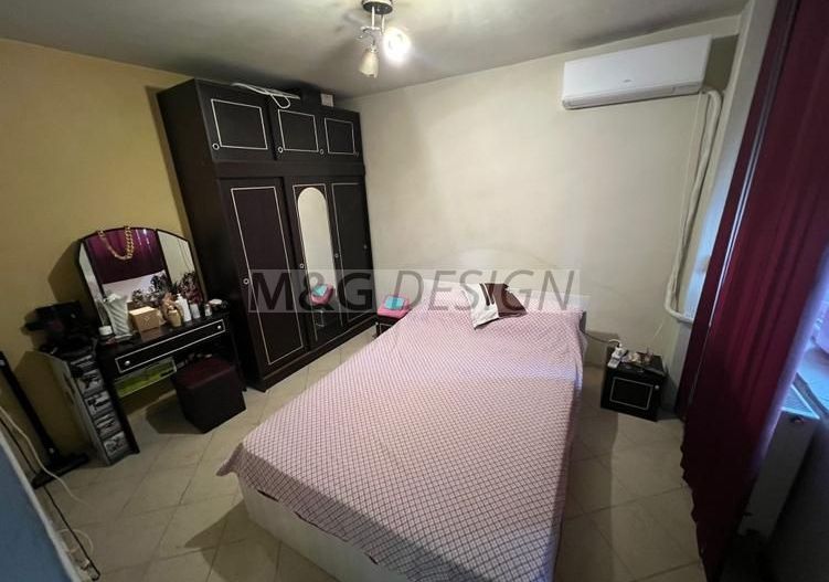 Apartament 3 camere Soarelui etaj 2 cu centrala - Poză 3