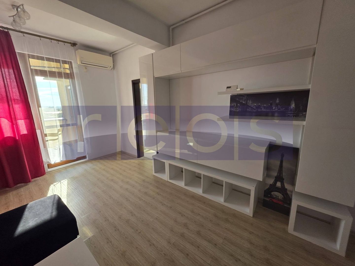 DE VANZARE 2 CAMERE PRELUNGIREA GHENC EA | PARCARE  | CARTIERUL LATIN - Poză 1