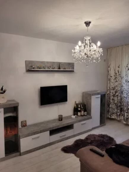 APARTAMENT SPATIOS | LUJERULUI | PARCUL LINIEI - Poză 1