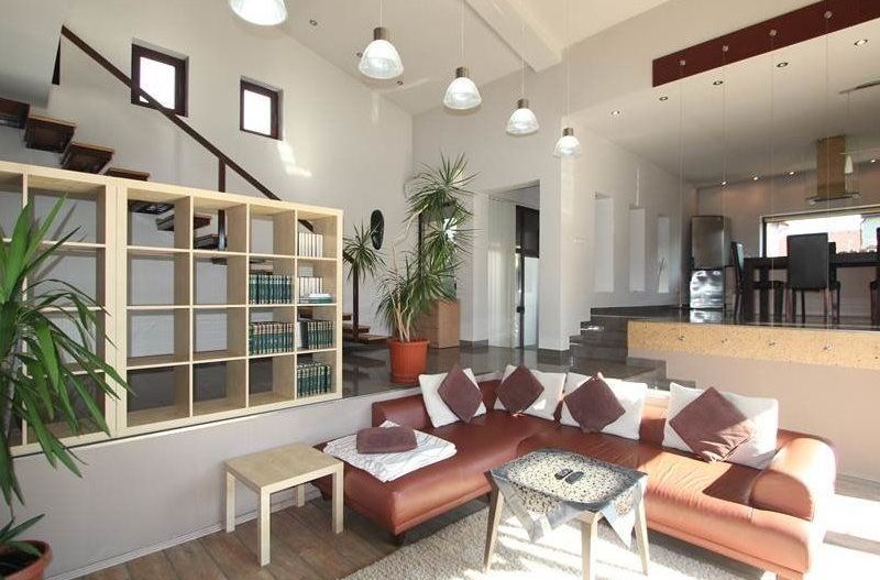 Vilă cu 4 camere de închiriat în zona Braytim cu piscina - Poză 11