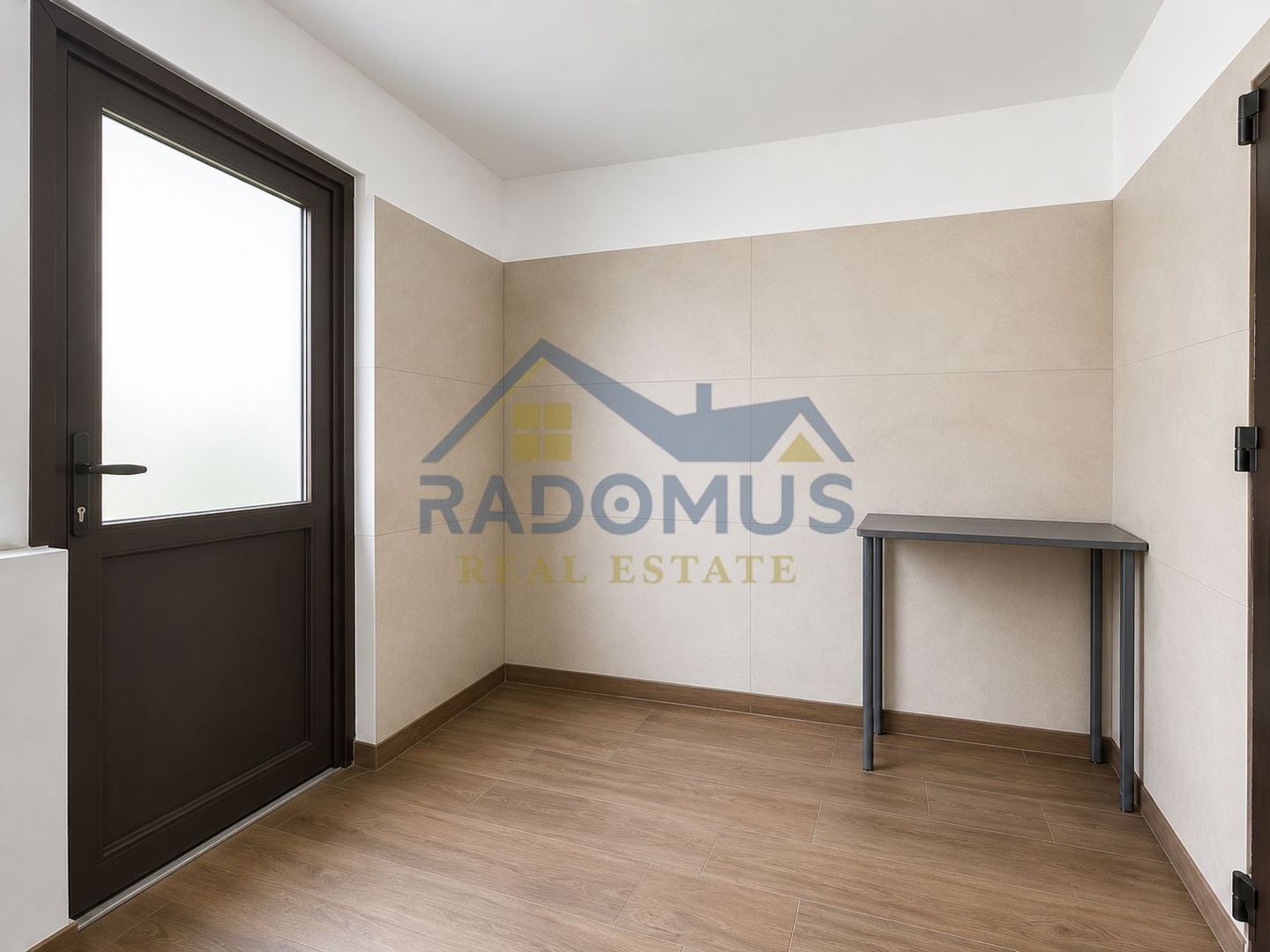 Spațiu de închiriat | Ploiesti | Str. Marasesti - Zona Vest | 400€ - Poză 3