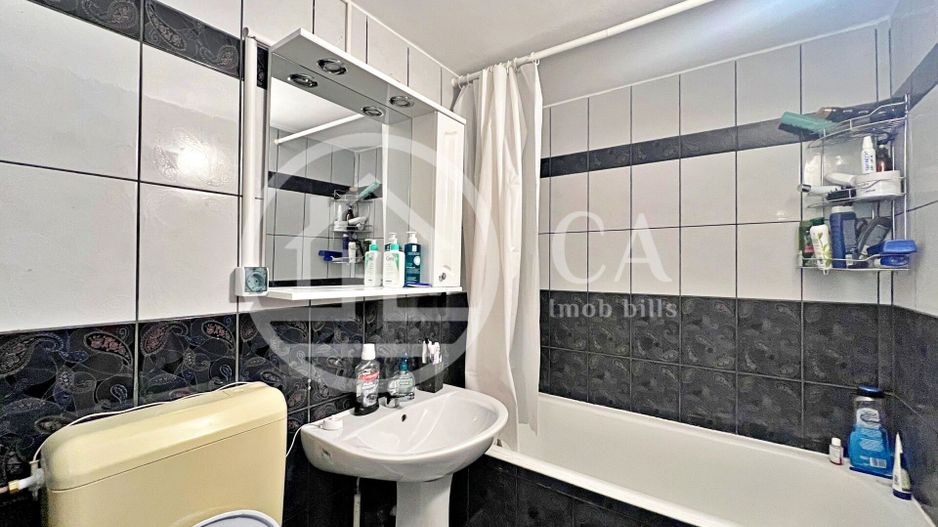 Apartament cu 4 camere de vânzare in zona Nufărul, Oradea - Poză 6