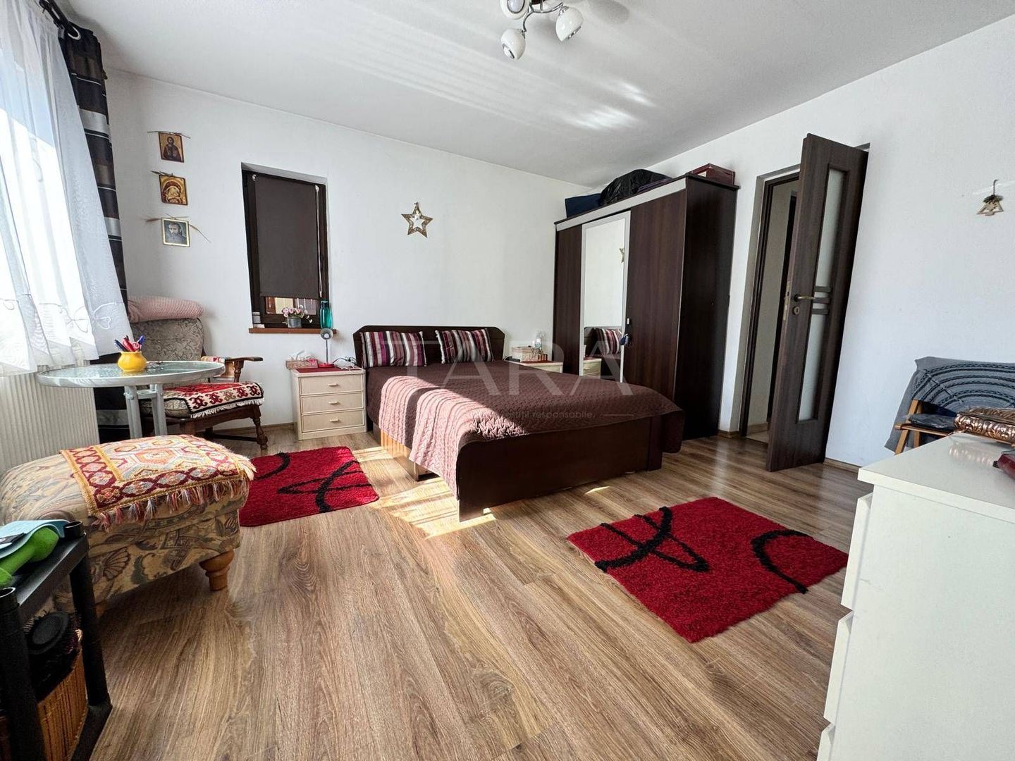 Casă de vânzare Apahida - Poză 1