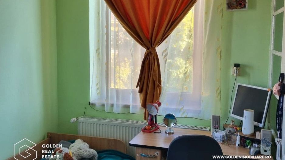 Apartament 3 camere din cărămidă, zona Intim, localitatea Lipova - Poză 3