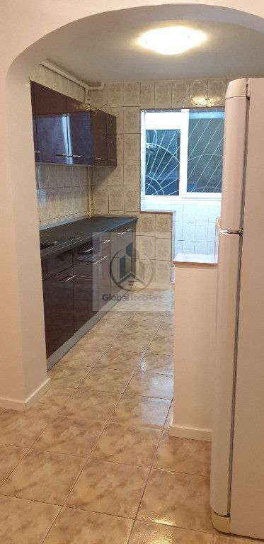 Apartament 3 camere Zona Dristor, 10 min. metrou - Poză 3