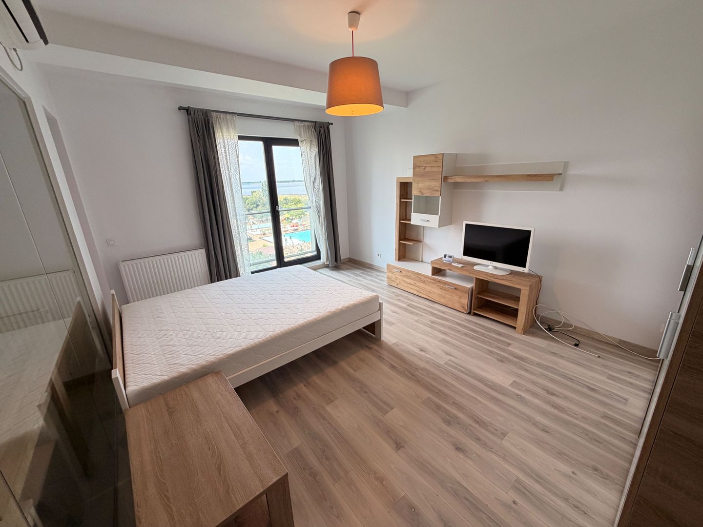Garsoniera Studio 40mp 7/11  Vizavi Metrou Poenaru Vedere Libera 2016 - Poză 2
