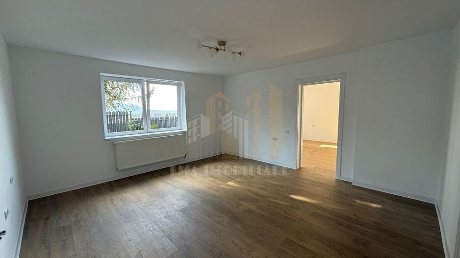 Apartament 2 camere semidecomandat Brasovul vechi - Poză 12