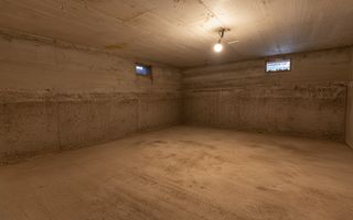 Casă / Vilă cu 6 camere de vânzare în zona Sagului - Poză 16