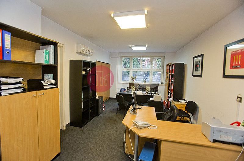 Vila exclusivista de inchiriat- pretabila Ambasada sau sediu de firma  - Poză 37