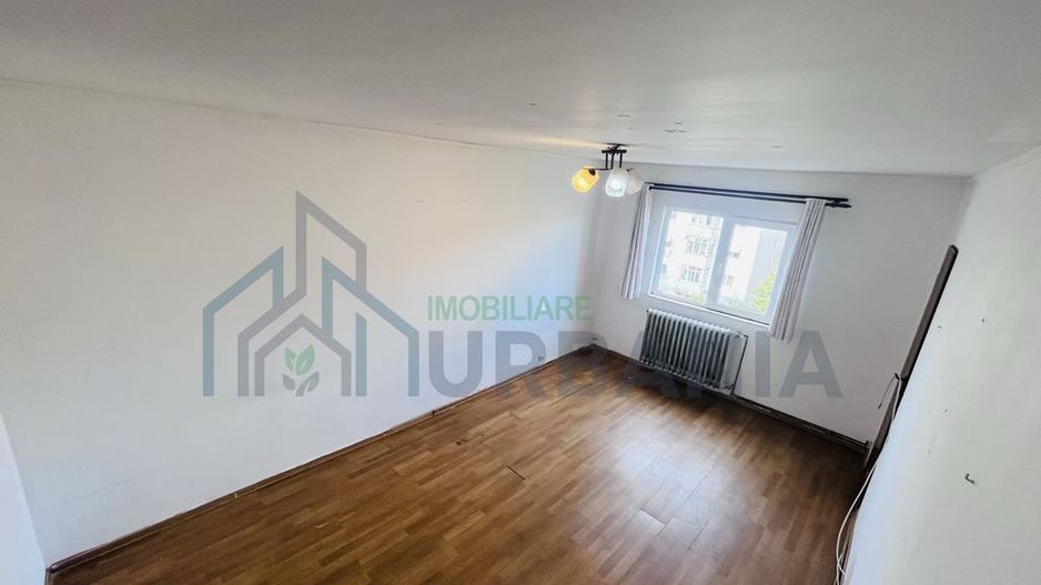 Apartament 3 camere decomandat, Alexandru cel Bun, Iași - 107.000 EUR - Poză 1