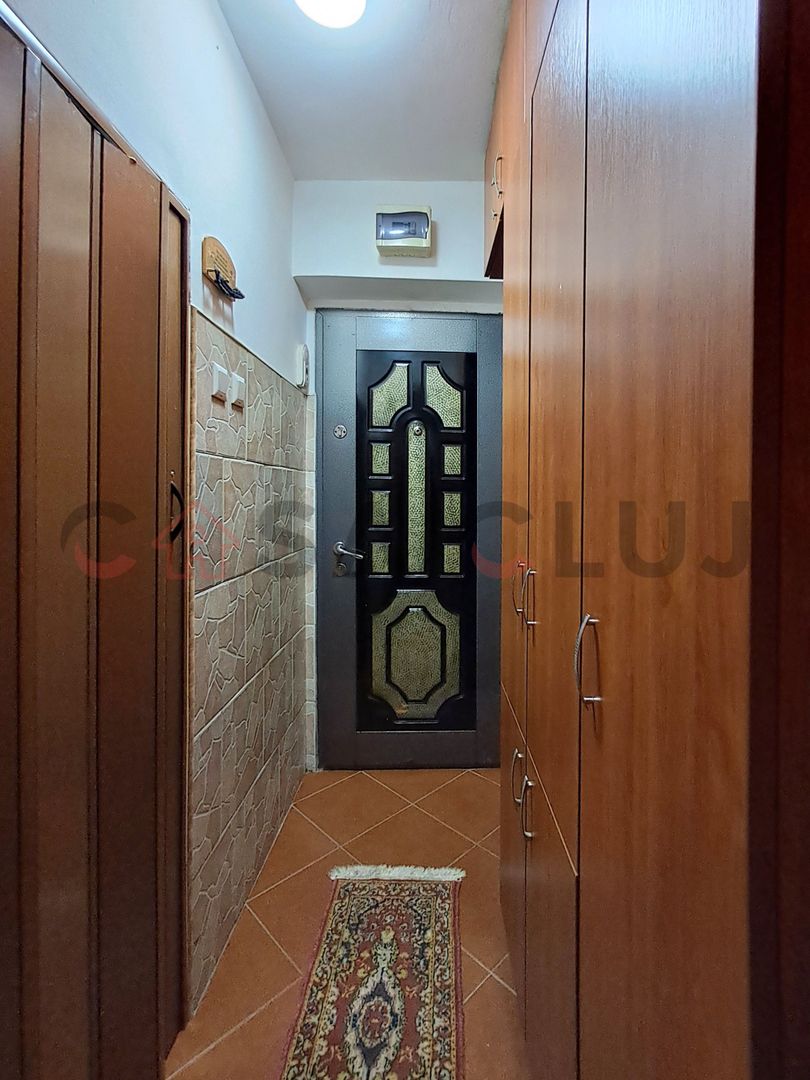 2 camere, Etaj 3, Gheorgeni, Zona Piata Hermes!! - Poză 7