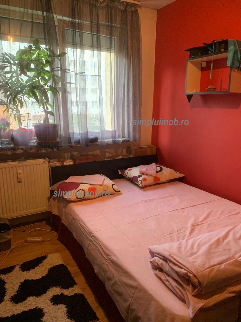 Dristor Apartament 3 Camere Spatios cu Balcon - Poză 1