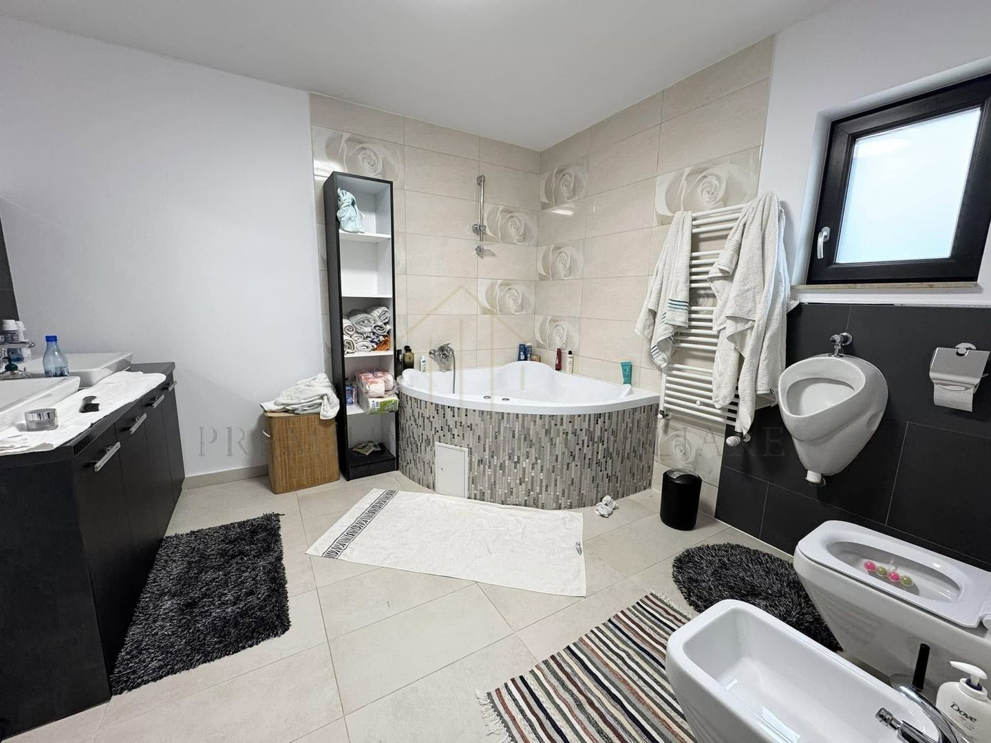 Vila de Lux la 13 km de Onesti - Poză 7